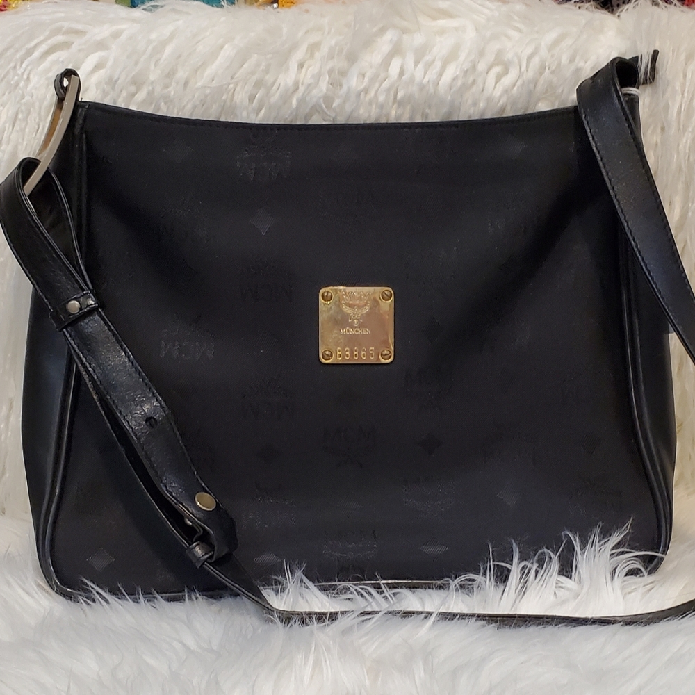 MCM 2 WAY SHOULDER BAG